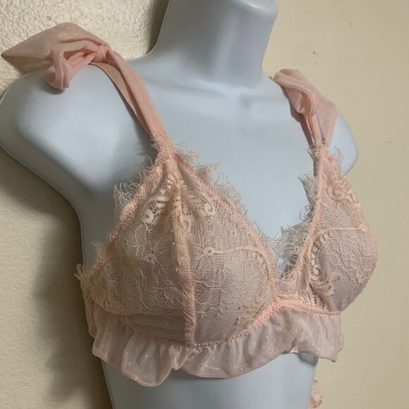 Chelsea28 Lace W/ Ribbons Lingerie Set Womens Size M - Picture 2 of 9